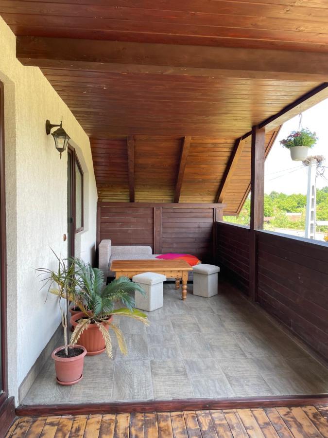 ホテル Casa La Doi Nuci Bradet  エクステリア 写真