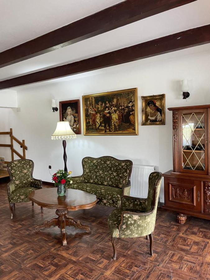 ホテル Casa La Doi Nuci Bradet  エクステリア 写真