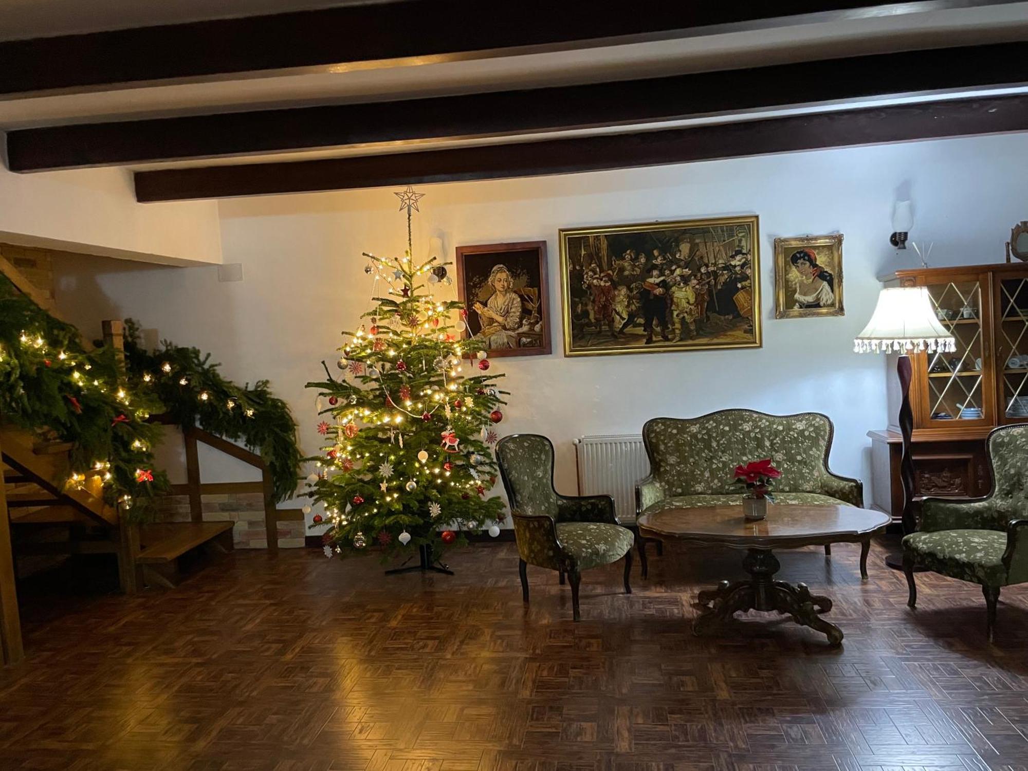 ホテル Casa La Doi Nuci Bradet  エクステリア 写真